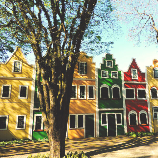 VISITA A HOLAMBRA, A "CIDADE DAS FLORES"